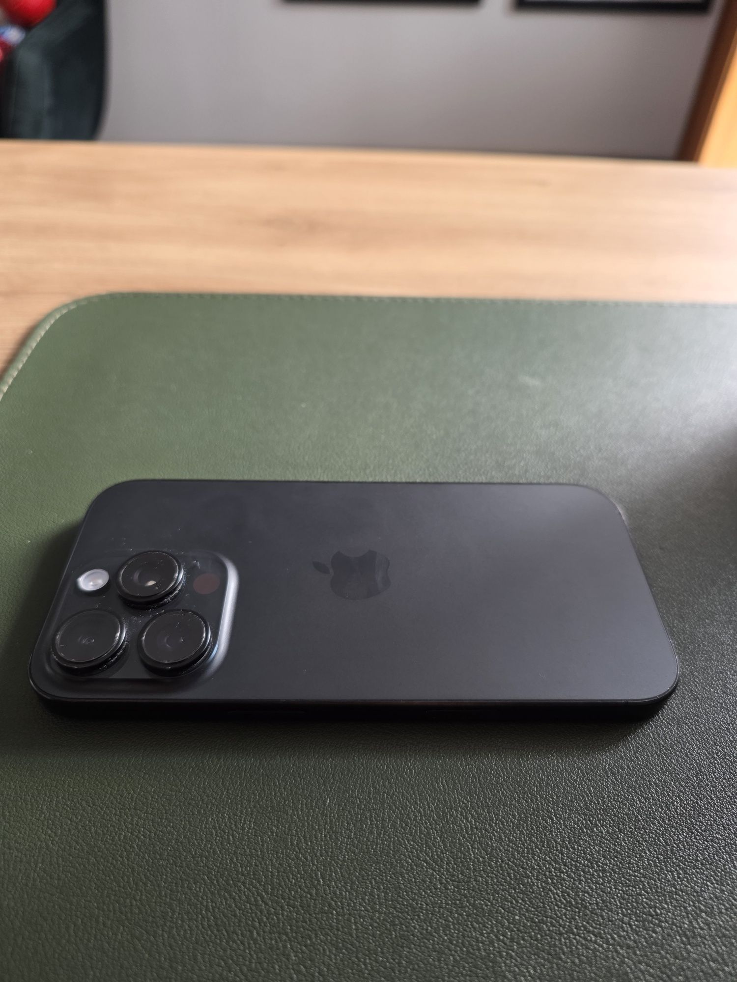 Iphone 16 pro 128gb czarny gwarancja