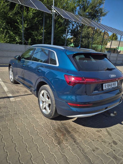 Audi e-tron 2020