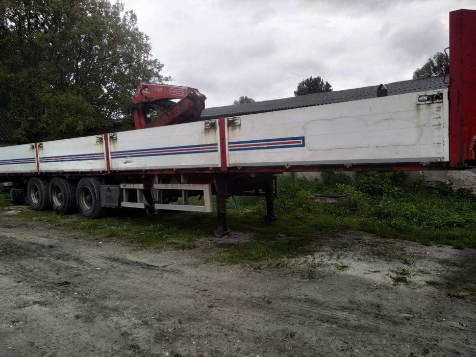 Напівпричіп PANAV з маніпулятором FASSI F235 на 6,5 т. і 8,3 м довжини