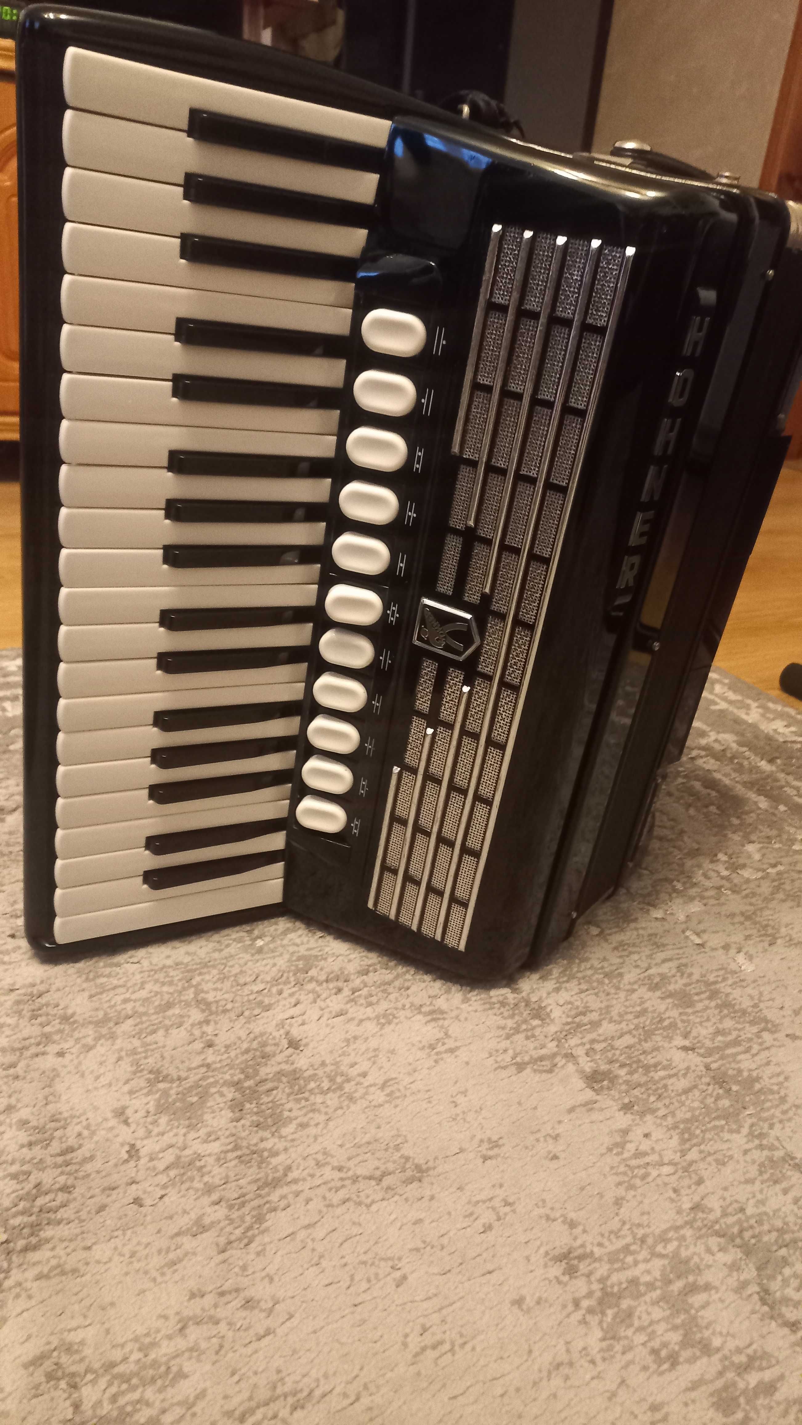 HOHNER FAVORIT IVP 96 basów idealny