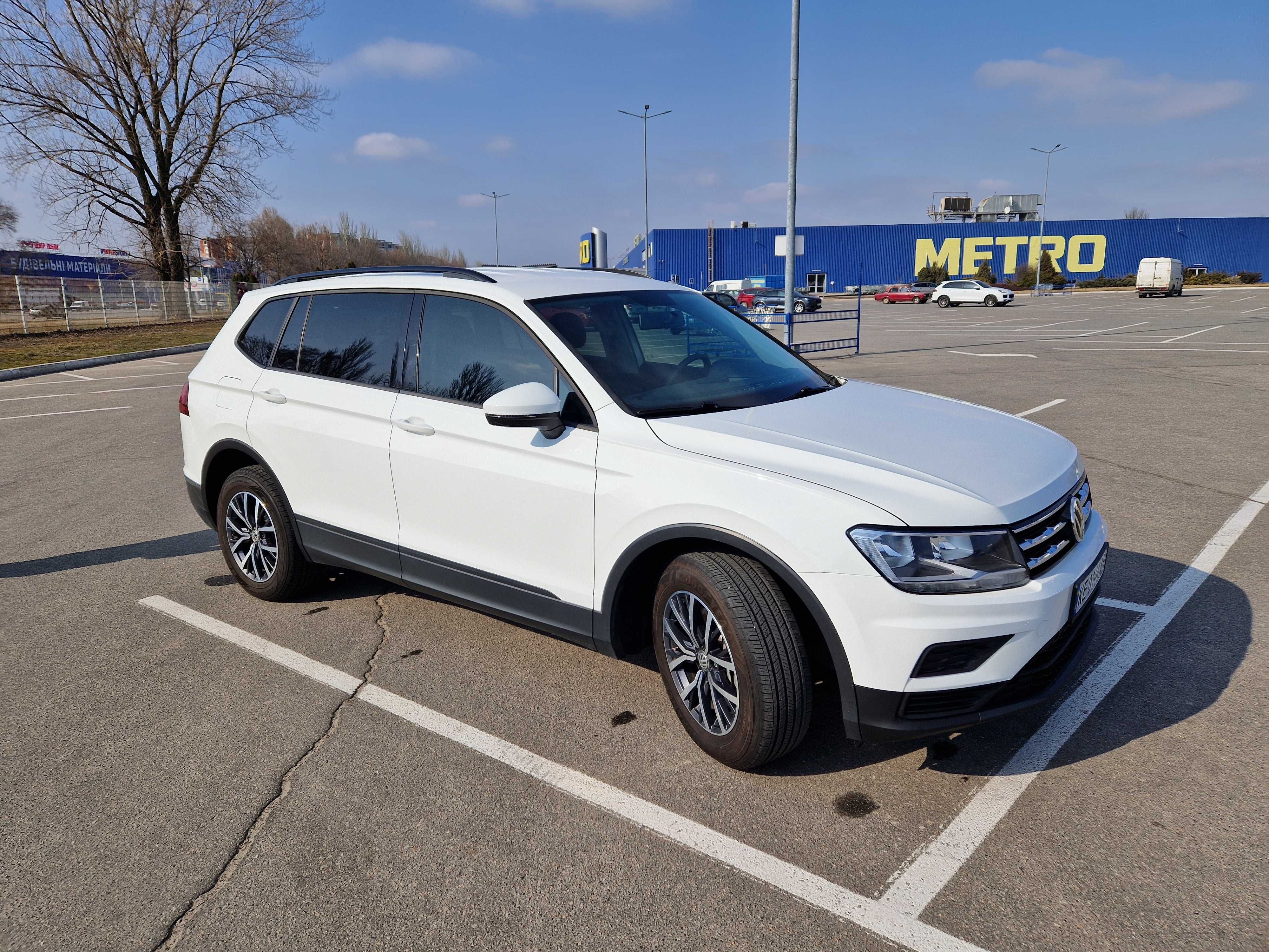 Volkswagen Tiguan 2.0 модельный ряд 2021г 105т пробег