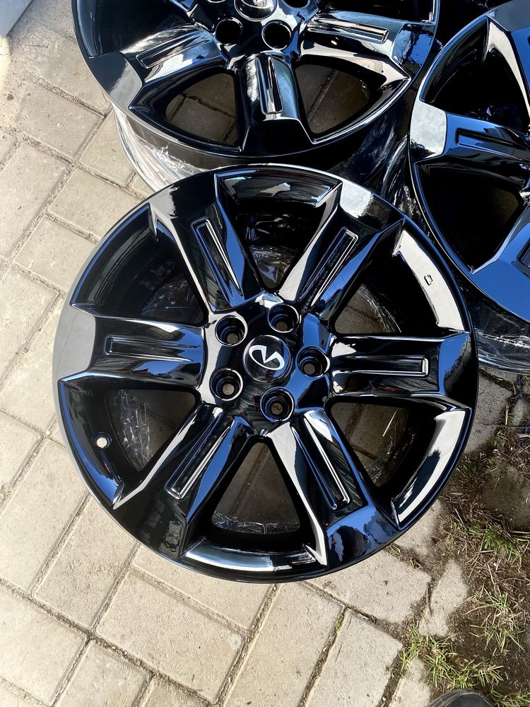 Диски ОРИГІНАЛ Infiniti R18 5*114.3 ET35 QX60 QX70 QX50 QX56 G FX Q EX