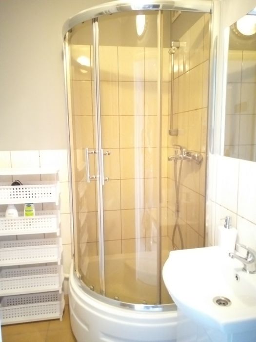 Apartament na doby - Noclegi "Mieszko" dla osób prywatnych i firm