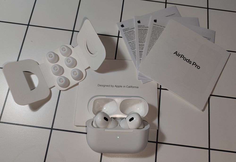 Apple AirPods Pro 2