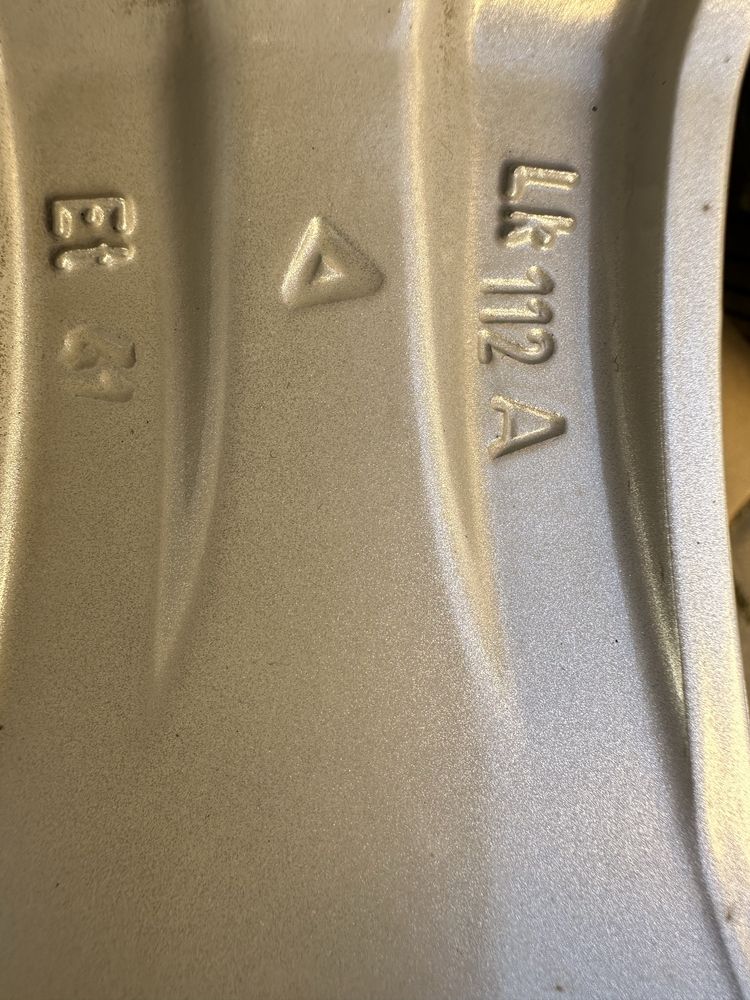 R16 5 112 Borbet ET42, Dia 57,1mm Volkswagen, Skoda, Audi