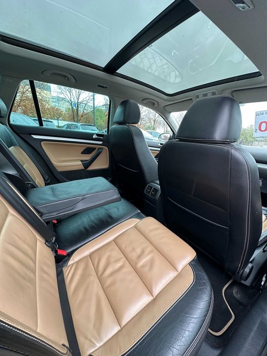 Продам Volkswagen Golf VI 2011 рік можлива розстрочка,кредит,обмін!