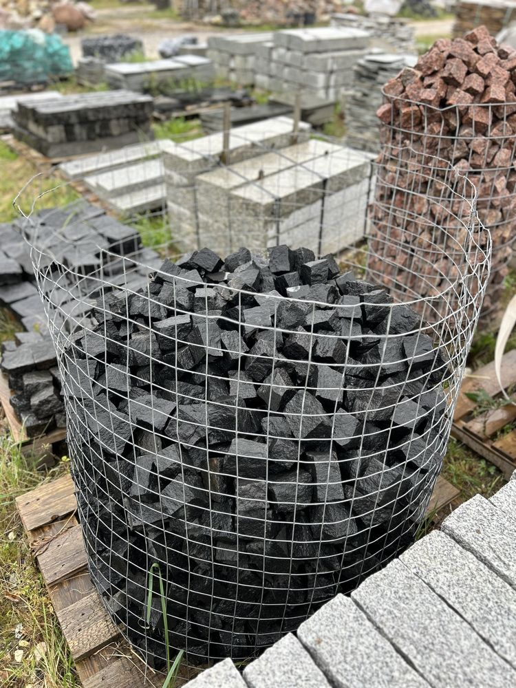 KOSTKA BAZALTOWA ŁUPANA 4x6, 7x9, 8x11 Czarny Granit Szwed Bazalt Grys
