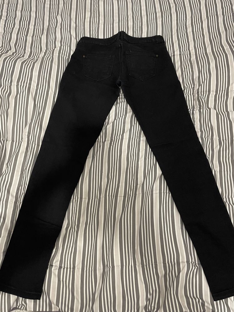 Jeansy skinny bershka 38 granatowe