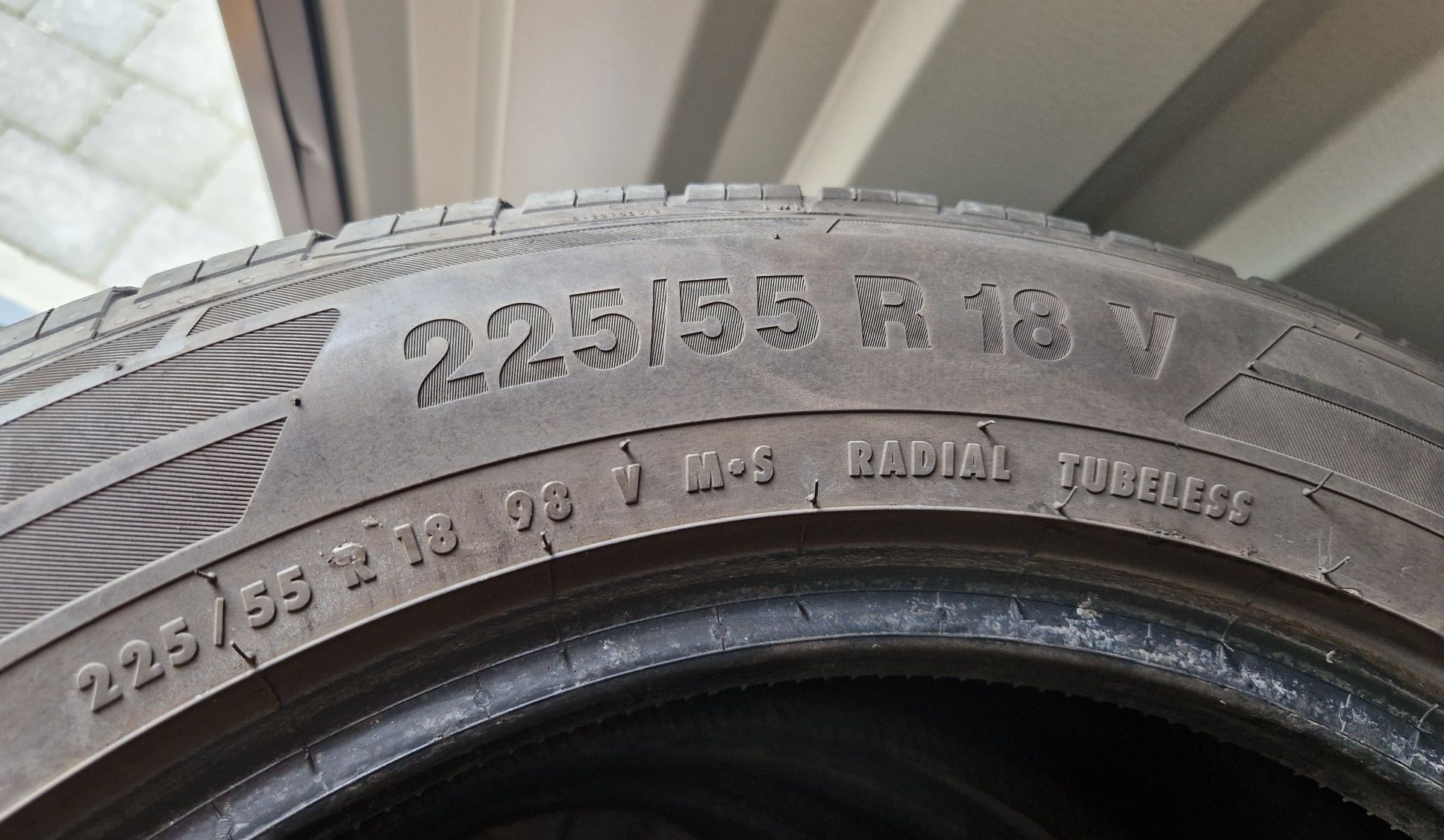 Continental ContiCrossContact LX2 M+S 225/55 R18 4szt. ~5-6mm