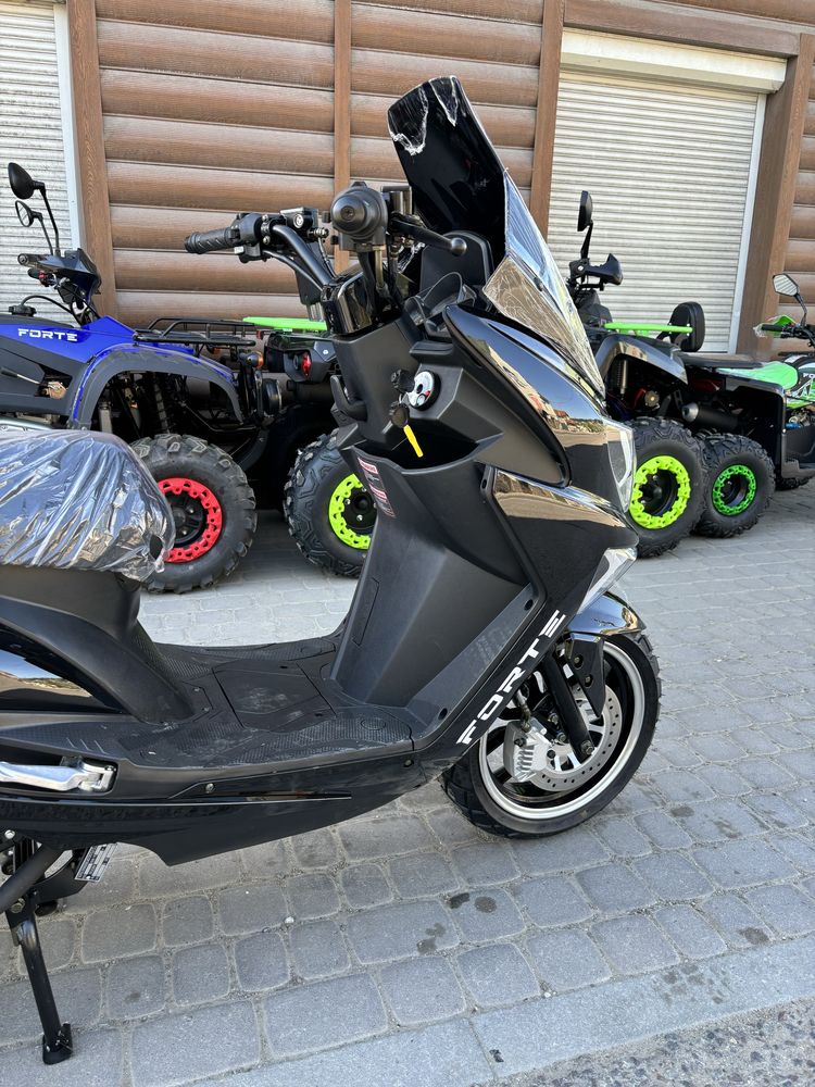 Скутер FORTE 150 cc