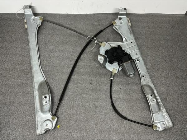 Elevador vidros frente esquerdo RENAULT Clio III (BR0/1, CR0/1)