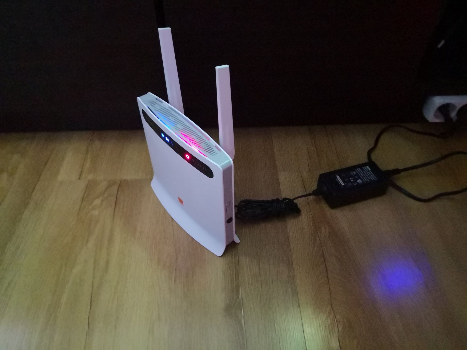 Huawei B593-22, modem LTE Orange, router sieciowy WiFi AP 2.4GHz