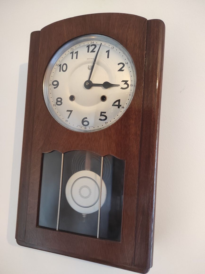 Relógio Reguladora antigo