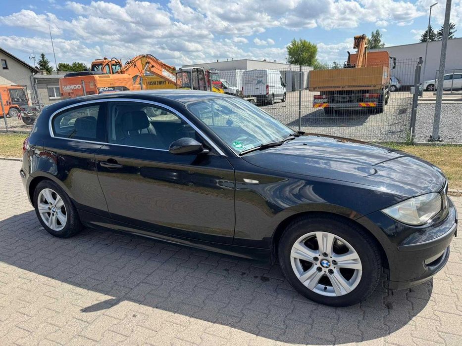 Samochód osobowy BMW seria 1  118D