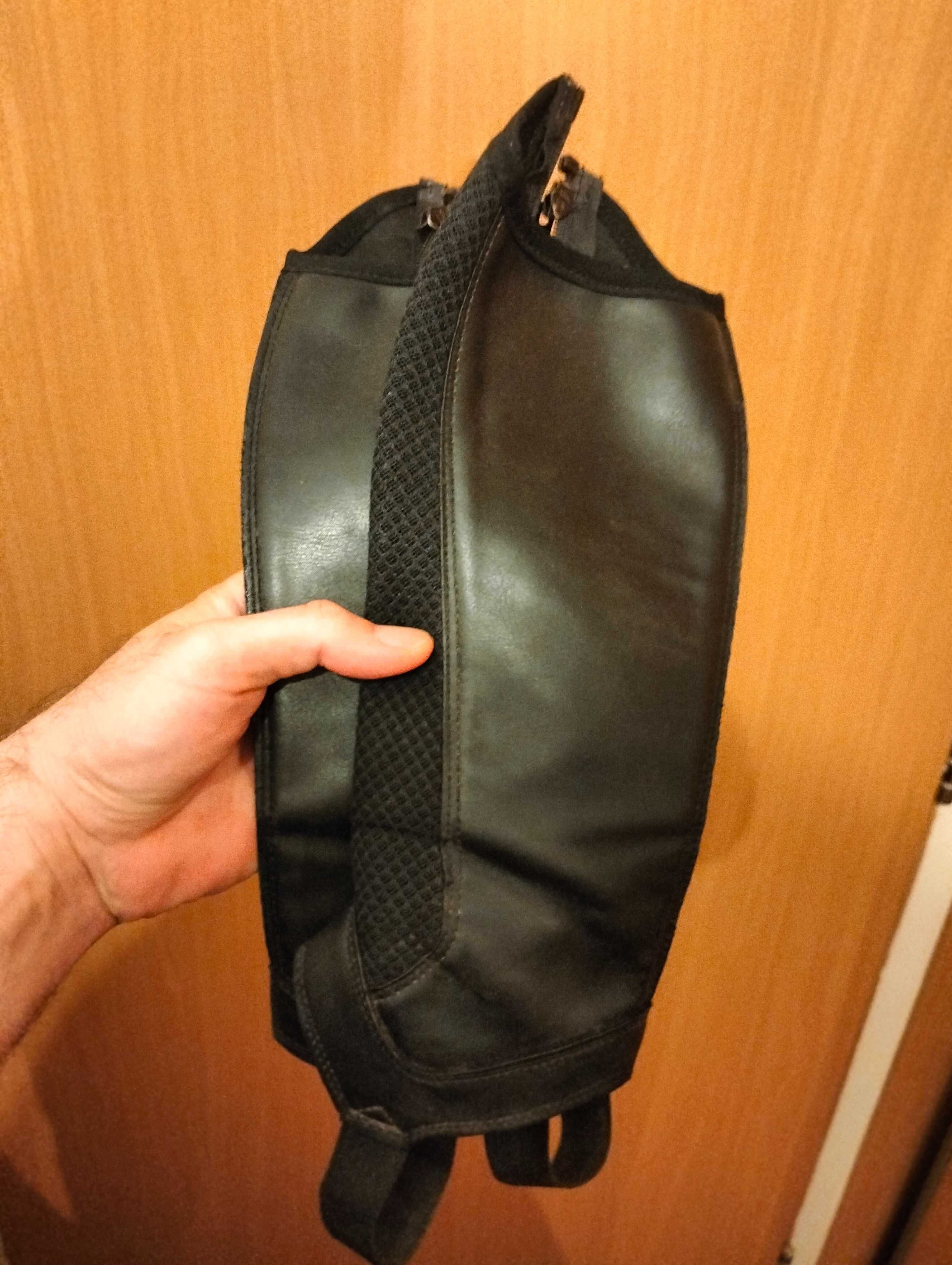 Zestaw jeździecki Fouganza (kask ochraniacz sztyblety nalydniki)