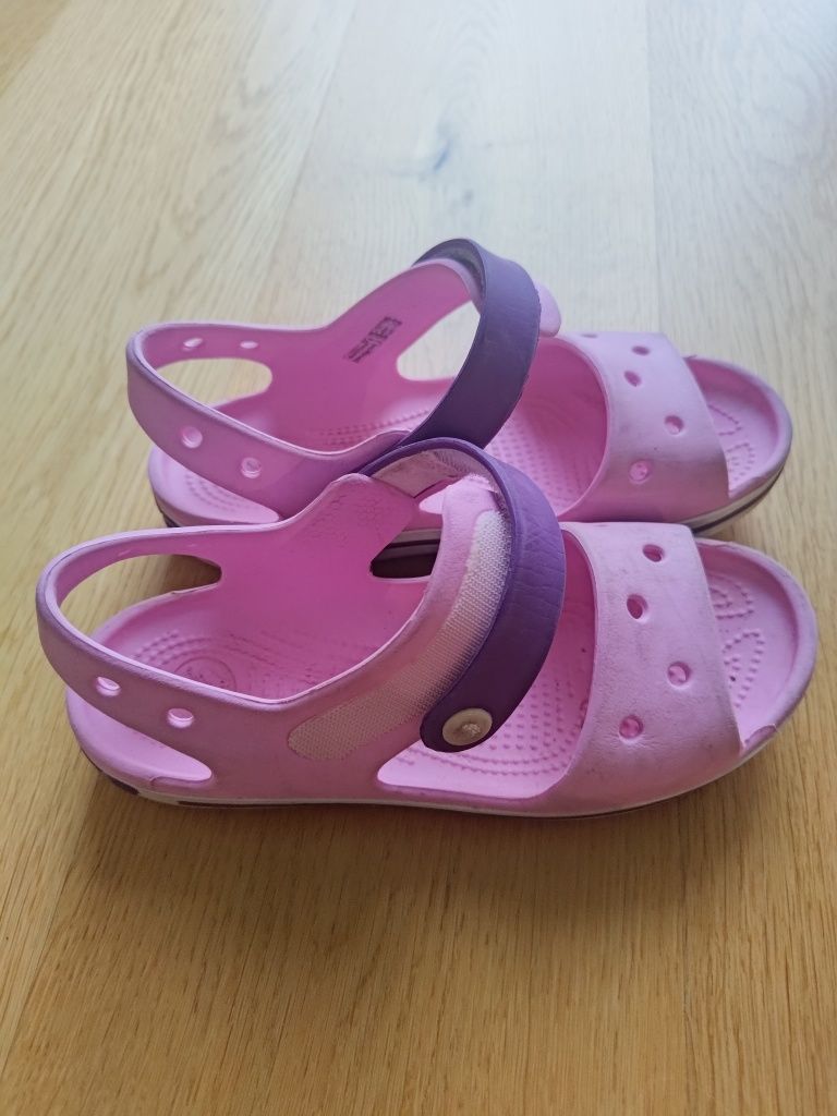 Sandały scrocs J2 w kolorze różowym, rozm. 33/34