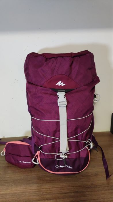 Рюкзак Quechua MH100 30l Purple Pink новий, має:
м'яку вентильовану сп