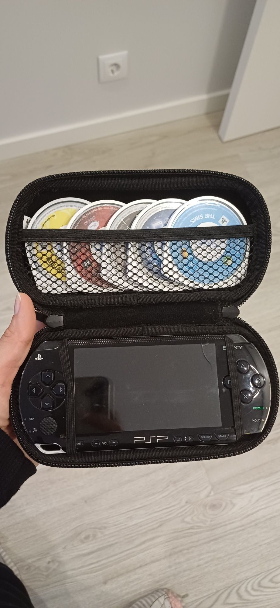 PSP 5 jogos + bolsas