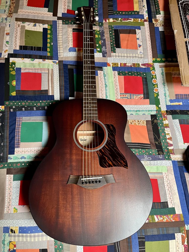 Taylor barítono AD 26e