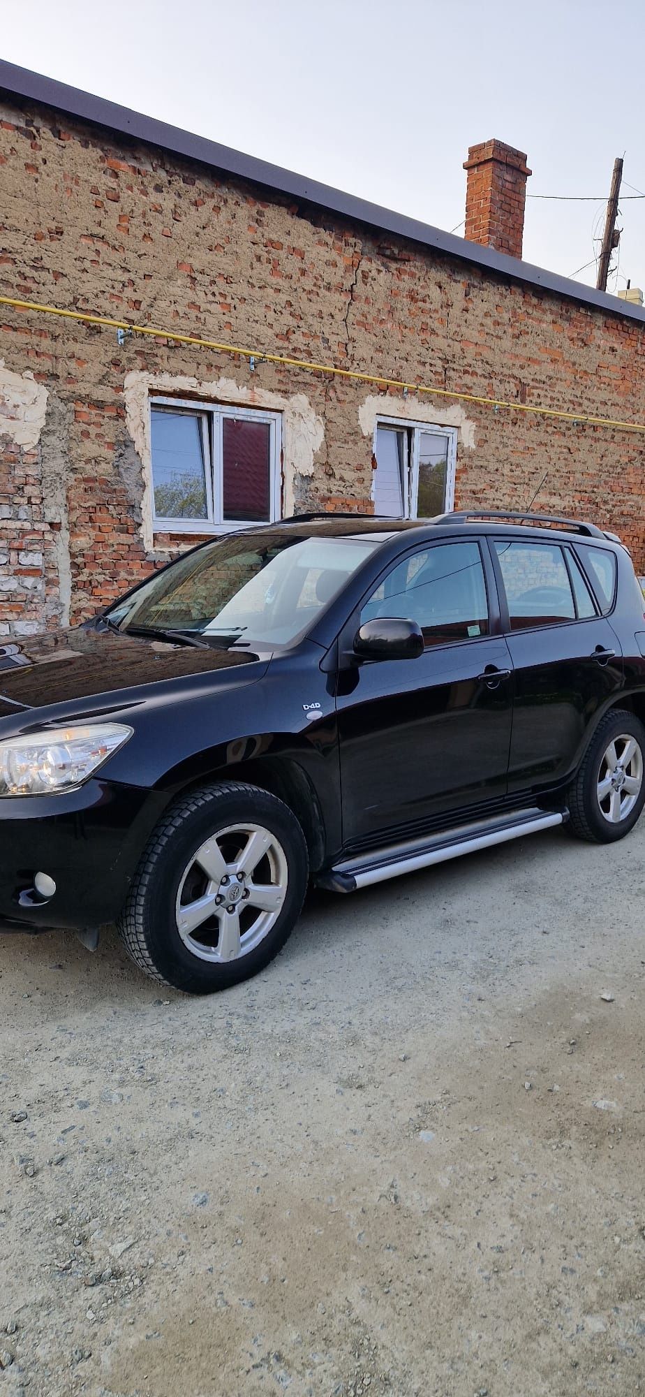 Toyota RAV 4  samochód