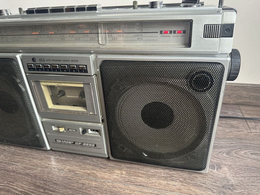 Boombox Sharp GF-8686
