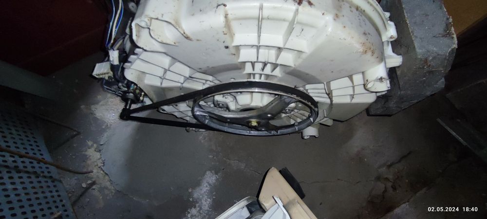 Продам баки до пральних машин