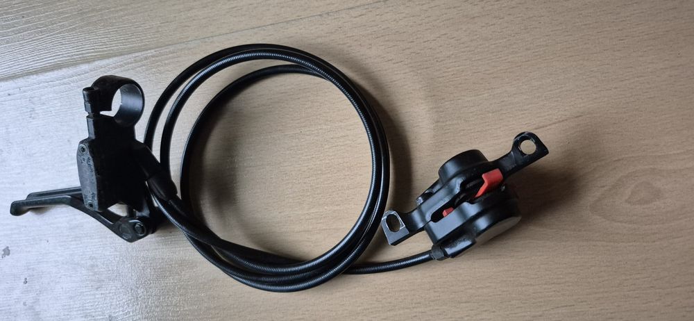 Zacisk hamulca tarczowego hydrauliczny Promax  tył