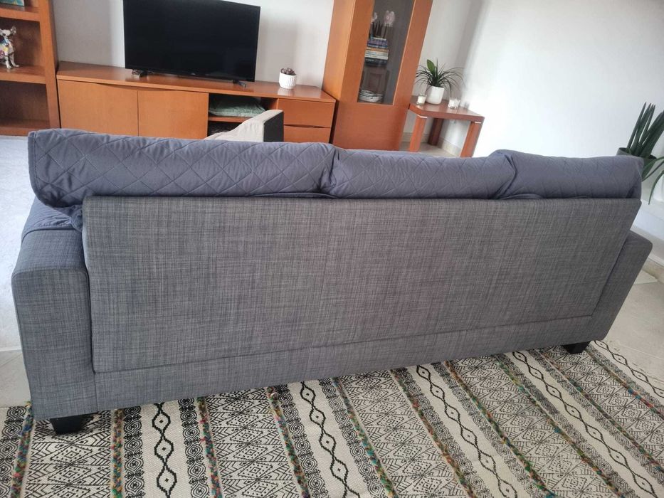 Sofá Bollstanas com chaise long