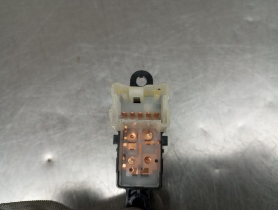 Comando / botão / interruptor vidros trás esquerdo RENAULT Kadjar (HA_