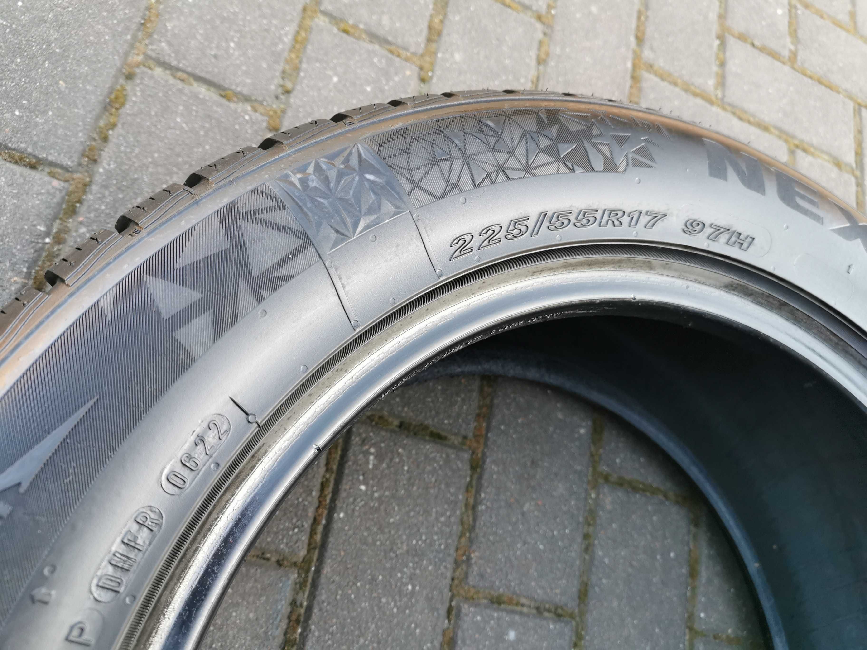 225/55 97H R17 NEXEN WU7 7.5mm 2022r Zimowe Opony 4szt Ładne