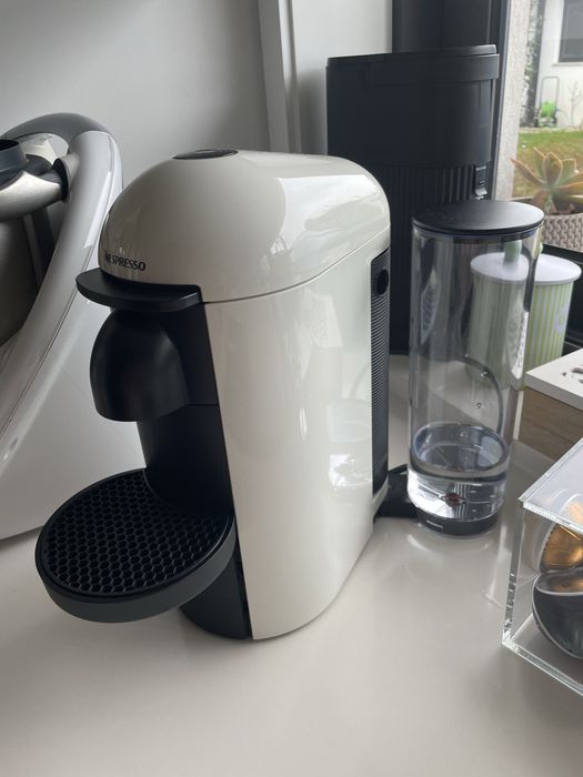 Vendo Nespresso Vertuo Plus