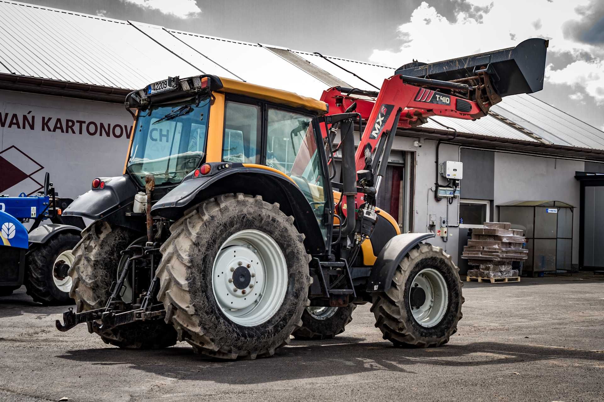 Ciągnik rolniczy Valtra N82 nie New Holland Fendt John Deere Kubota