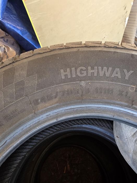 Pneus 245/70r16 como novos