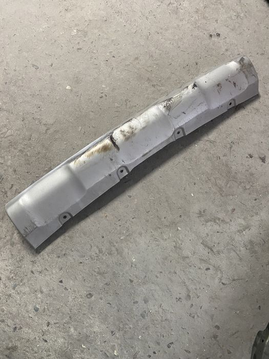 Підсилювач фари ,телевізор,субару аутбек 15-19 р