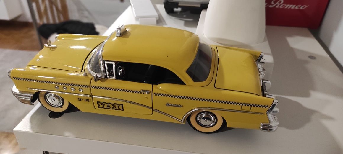 1/18 Buick Century Mira carro coleção miniatura