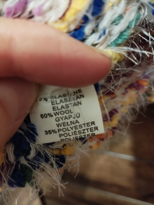 Ciepły wełniany sweter