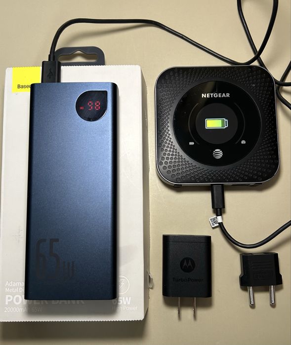 4G LTE wifi модем Netgear MR1100 + павербанк Baseus 65w 20000mah