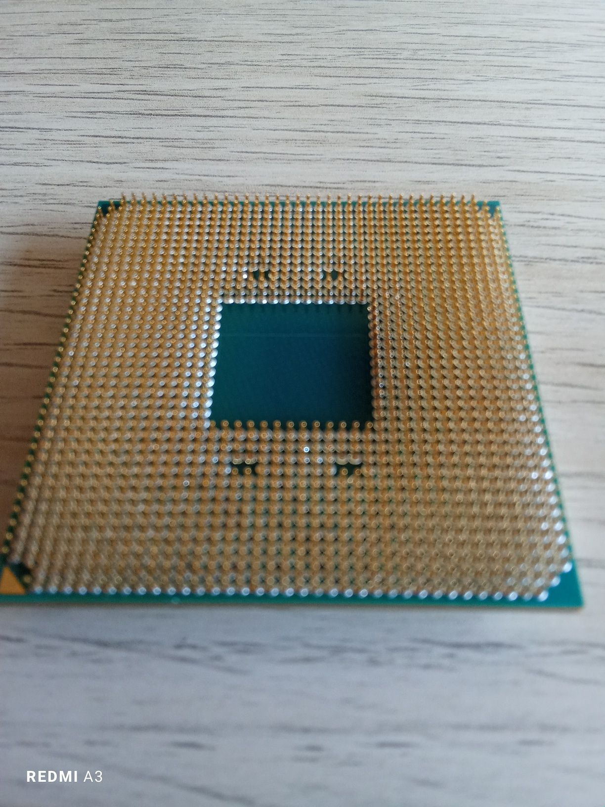 AMD Ryzen 5 3600 com cooler