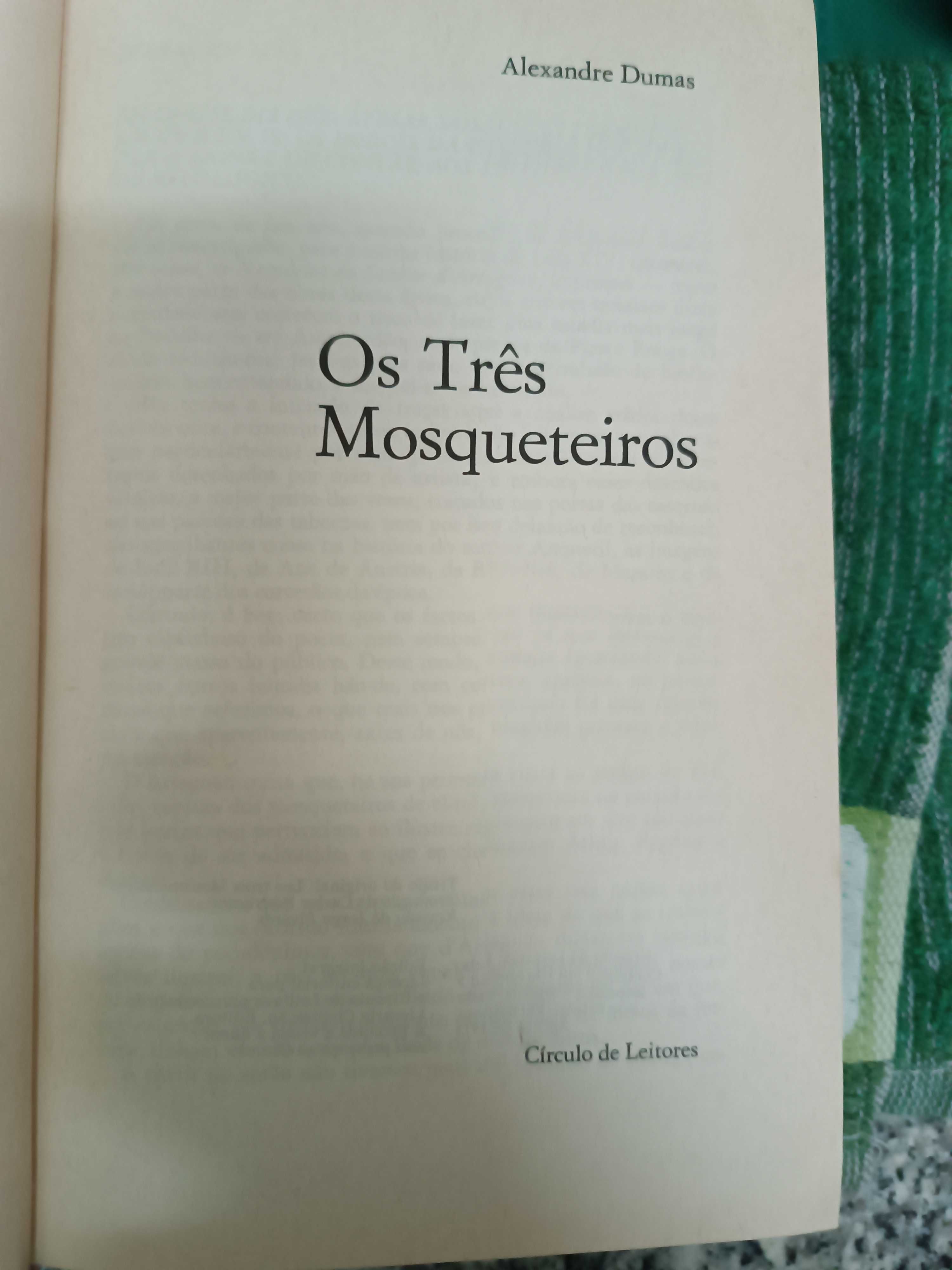 Livro Os Três Mosqueteiros