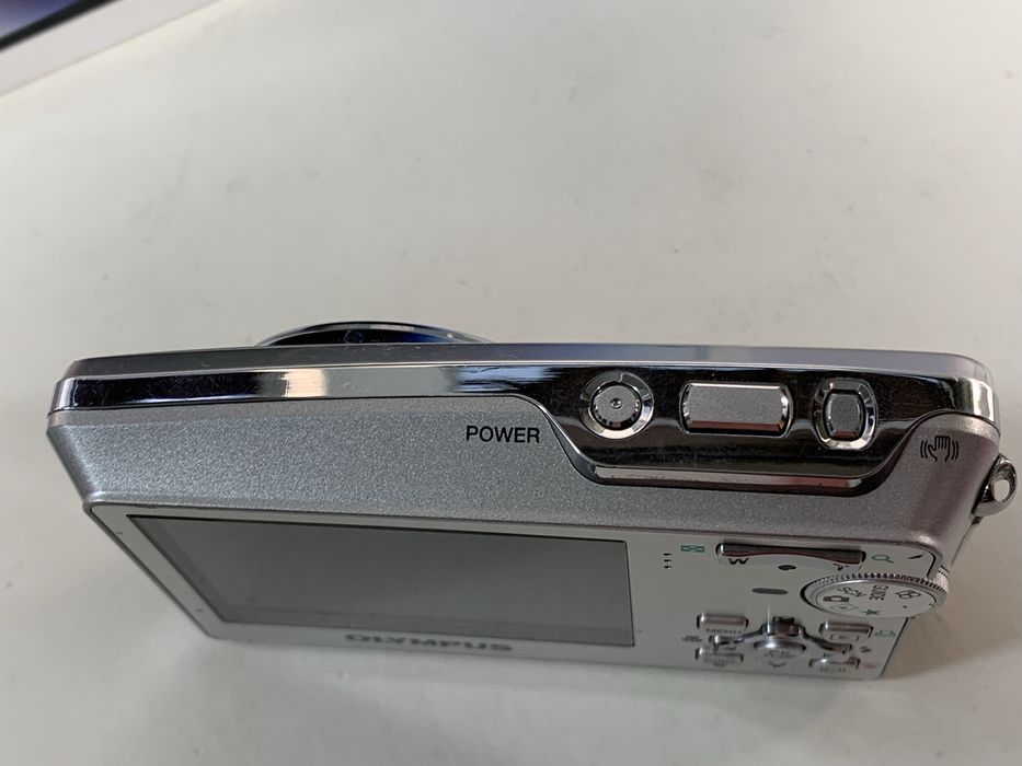 Фотоаппарат Olympus M760