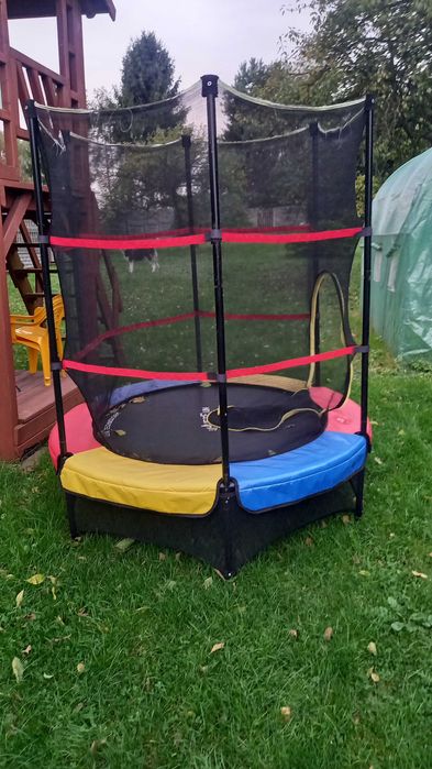 Trampolina dla najmlodszych