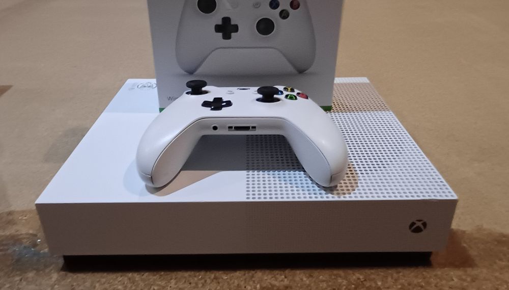 Xbox One S All Digital Edition 1TB
