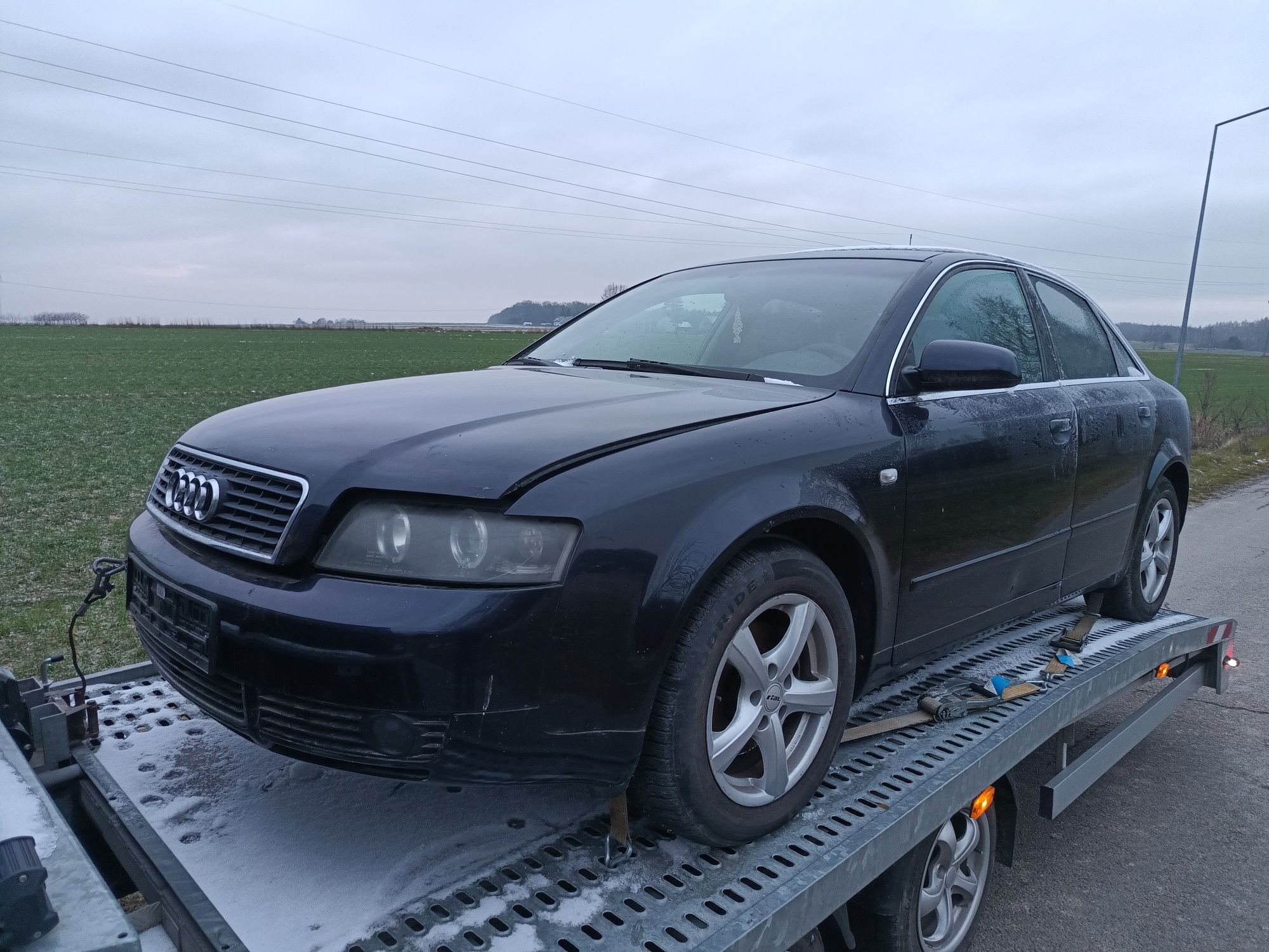 Podszybie osłona akumulatora Audi A4 B6 B7 LZ5L części