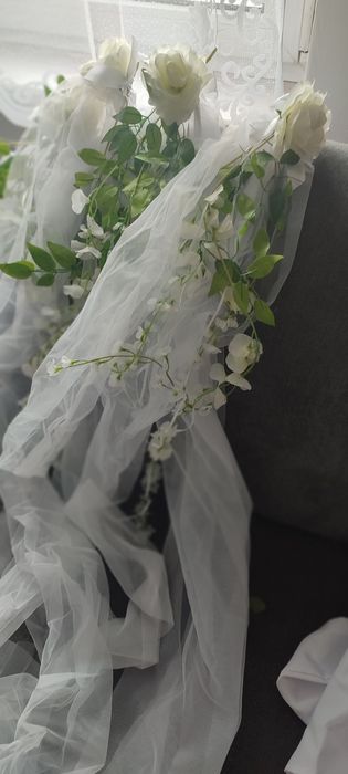 Akcesoria weselne do strojenia kościoła