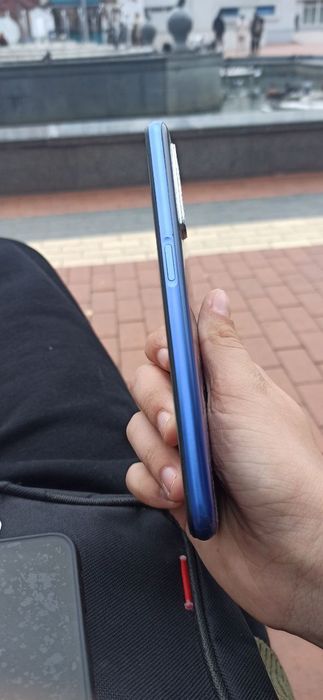 обмен реалмі 6 8/128