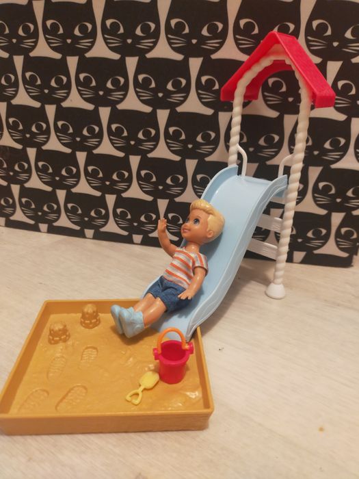 Barbie akcesoria plac zabaw