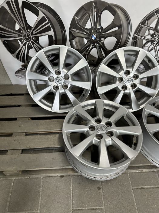 Хороші оригінальні диски 5/114.3/17 Тойота