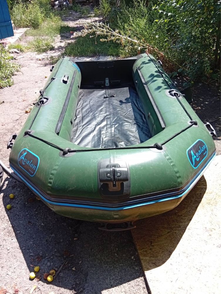 Лодка Avalon atk 350