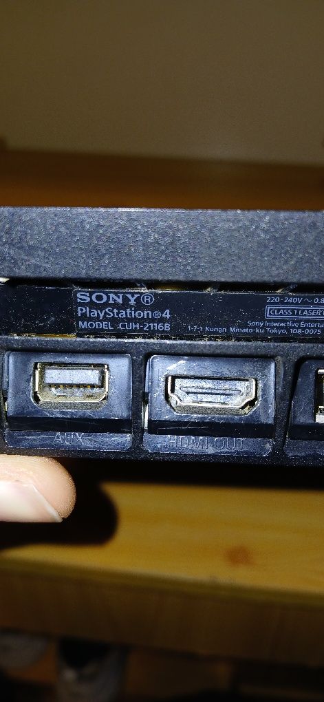 PS4 slim AVARIADA sem hdd