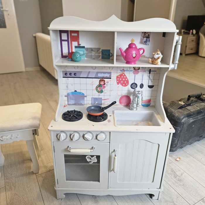 Kuchnia dla dzieci drewniania